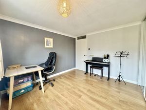 Photo 8- click for photo gallery